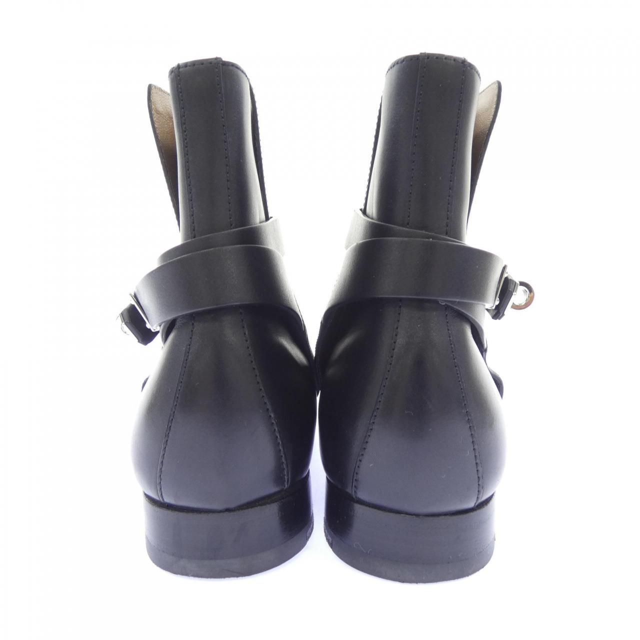 Hermes Neo Kelly Buckle Boots — view 5