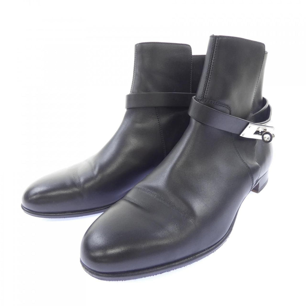Hermes Neo Kelly Buckle Boots — view 3