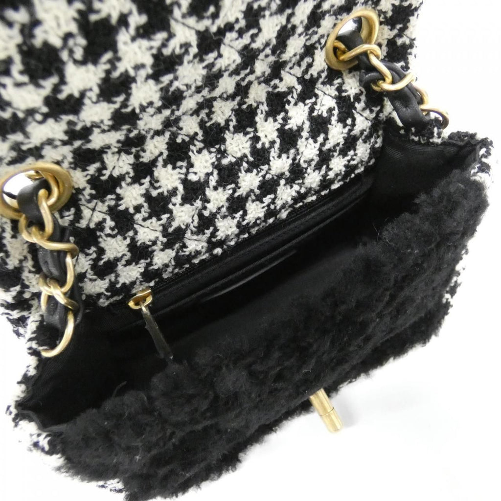 Chanel Shoulder Bag Black — view 6
