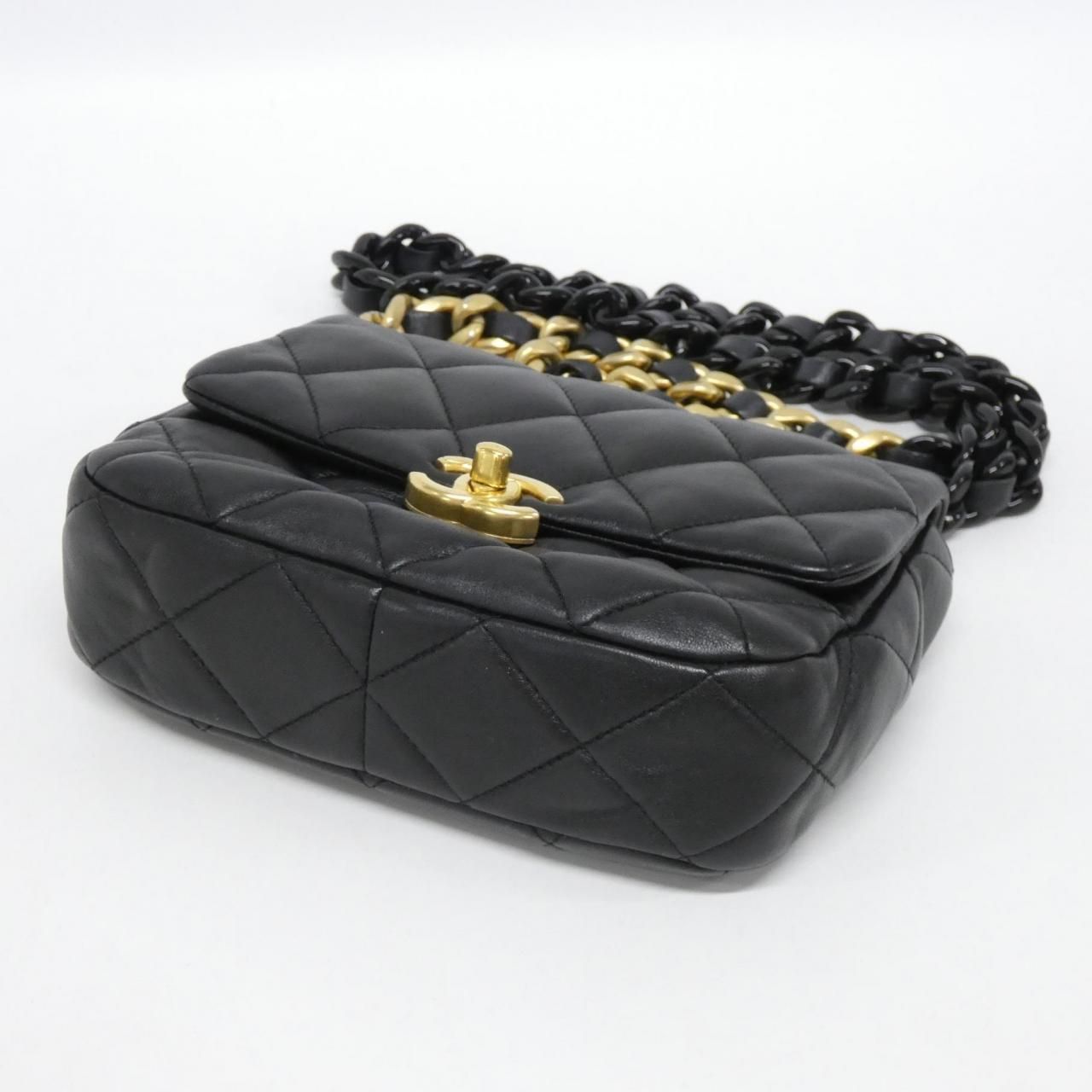 Chanel Shoulder Bag Black — view 3