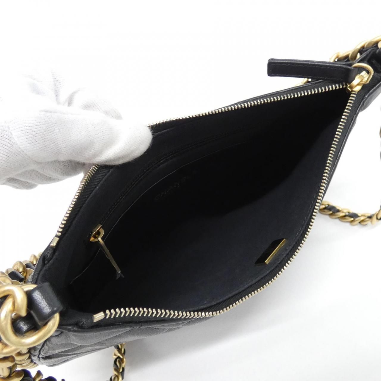 Chanel Shoulder Bag Black — view 6