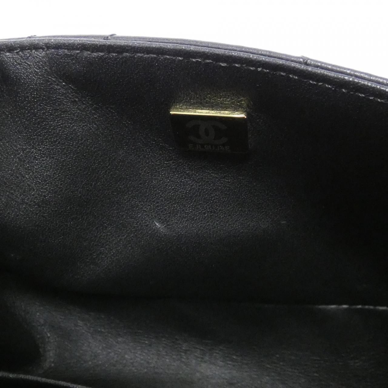 Chanel Shoulder Bag Black — view 9