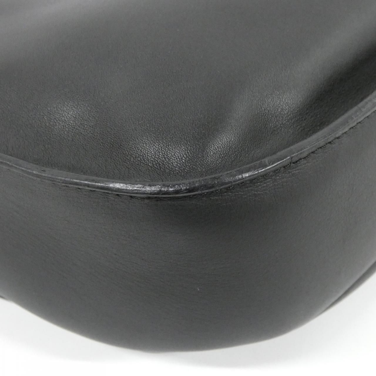 Loewe Vintage Shoulder — view 3