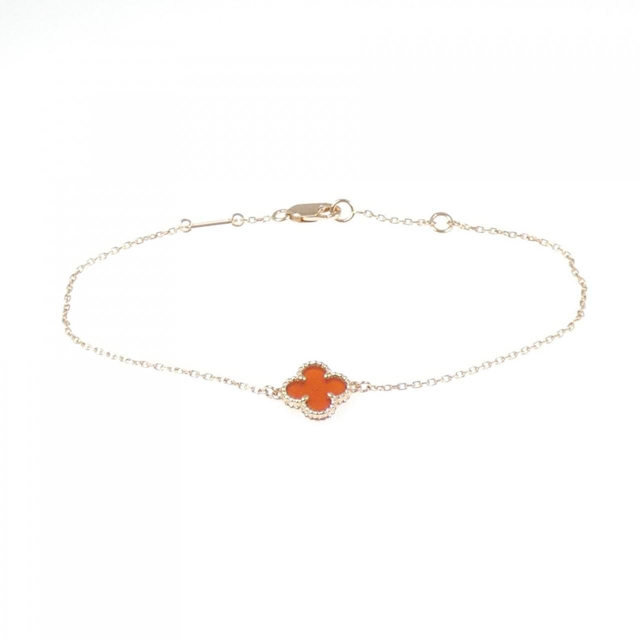 Van Cleef & Arpels Sweet Alhambra Bracelet — view 2