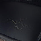 Louis Vuitton Run Away Line Sneakers — view 6