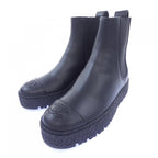 Chanel Ankle Boots Turnlock — view 3