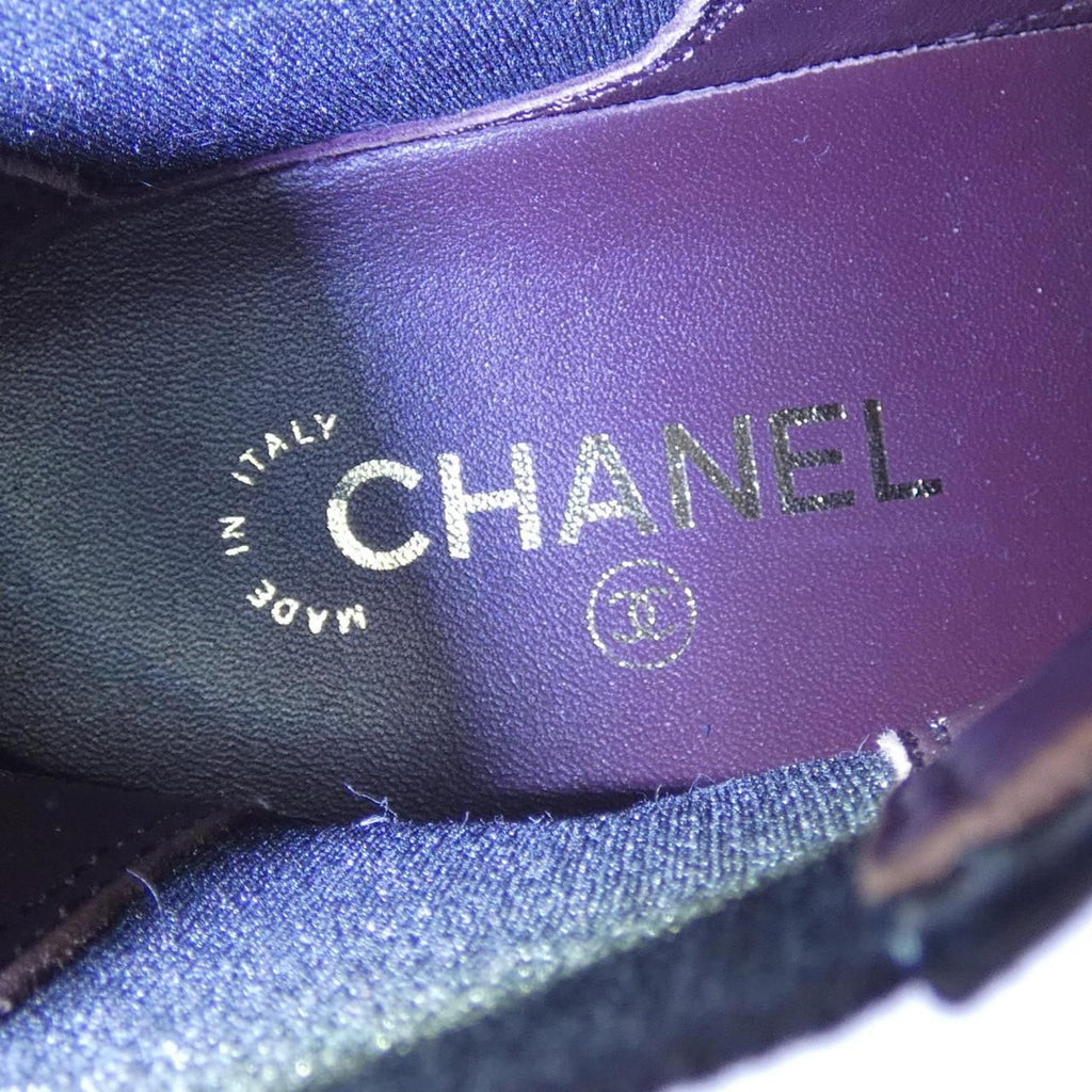 Chanel Ankle Boots Turnlock — view 6