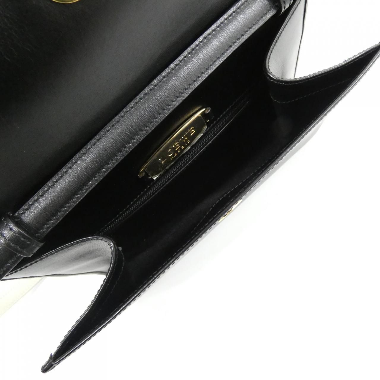 Loewe Vintage Shoulder — view 9