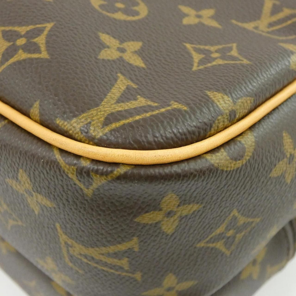 Louis Vuitton Monogram Reporter 28 cm Shoulder — view 3