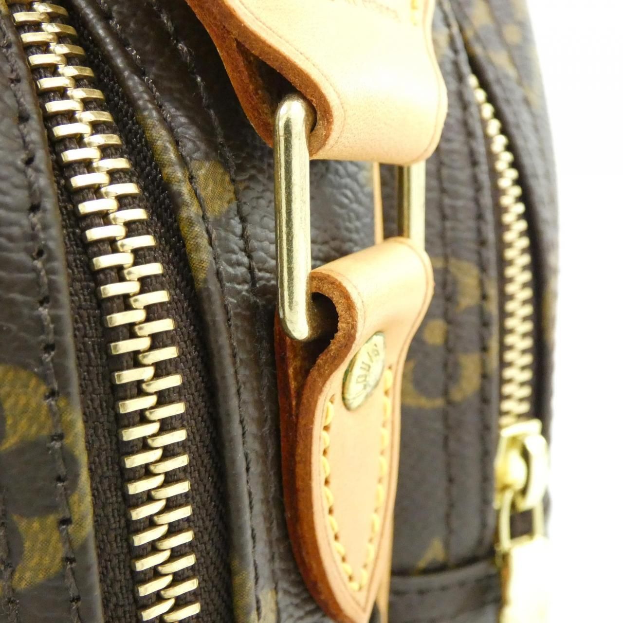 Louis Vuitton Monogram Reporter 28 cm Shoulder — view 5