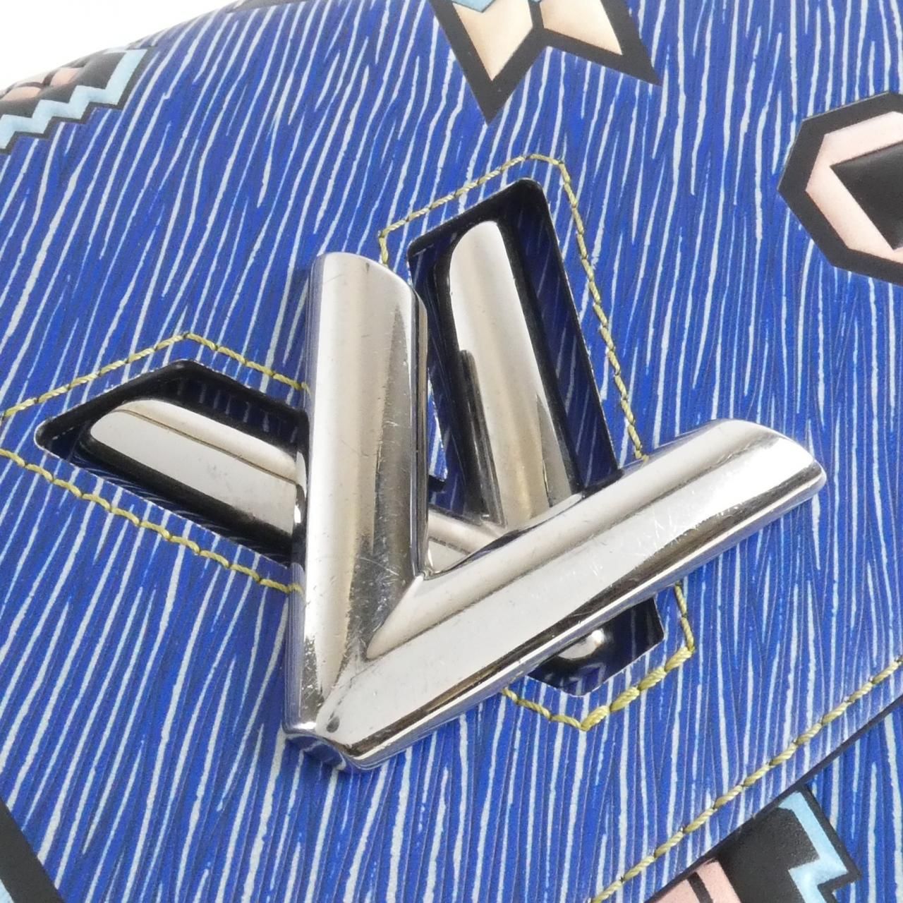 Louis Vuitton Epi Twist Shoulder — view 4