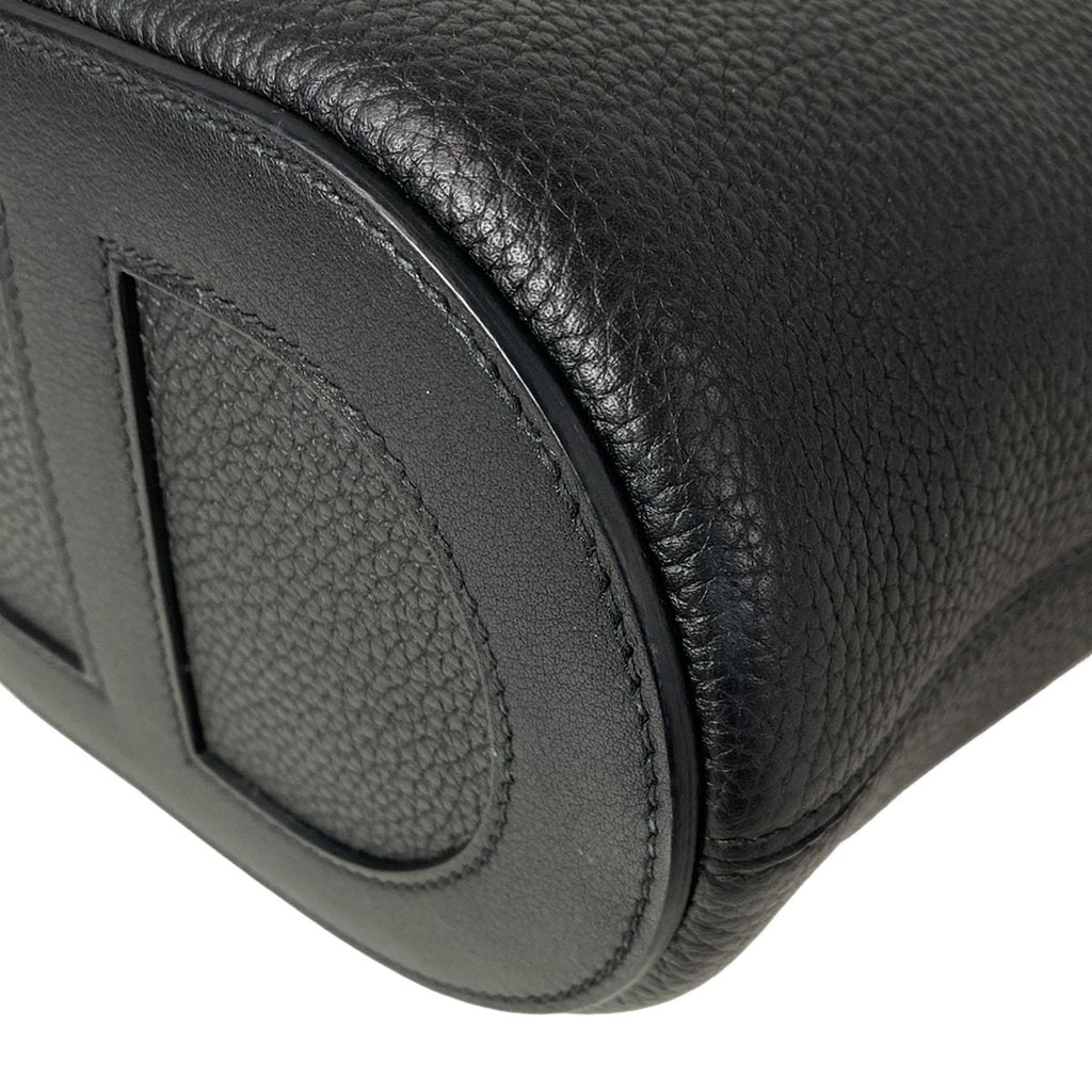 Hermes Handbag in the Loop 18 Black Gold — view 9