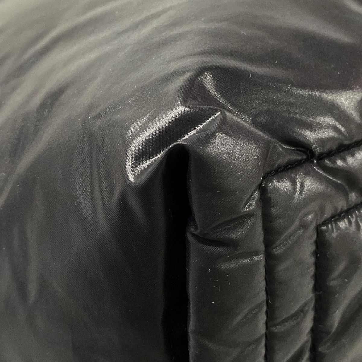 Chanel Tote Coco Cocoon PM Black Silver Leather — view 6