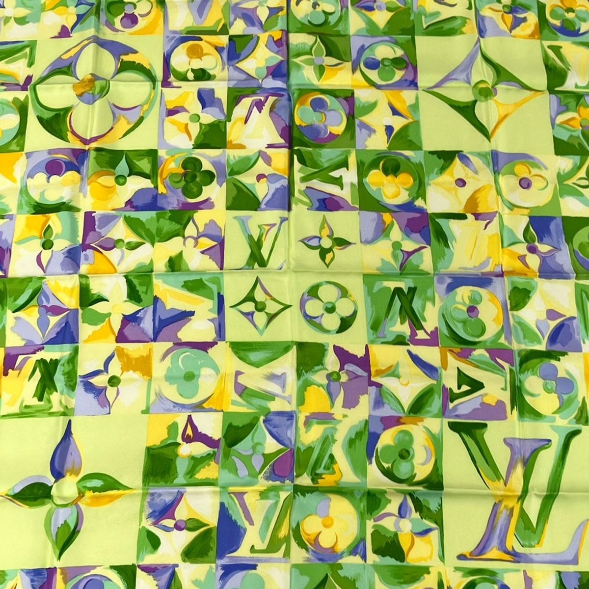 Louis Vuitton Scarf Green Light Multi Monogram Silk — view 4