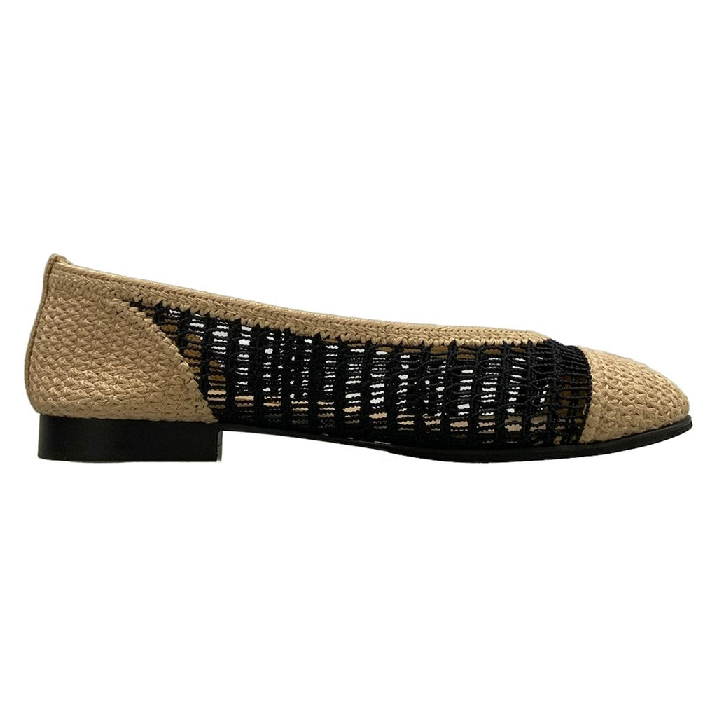 Chanel Flat Shoes 38 C Black Beige CC Logo — view 2