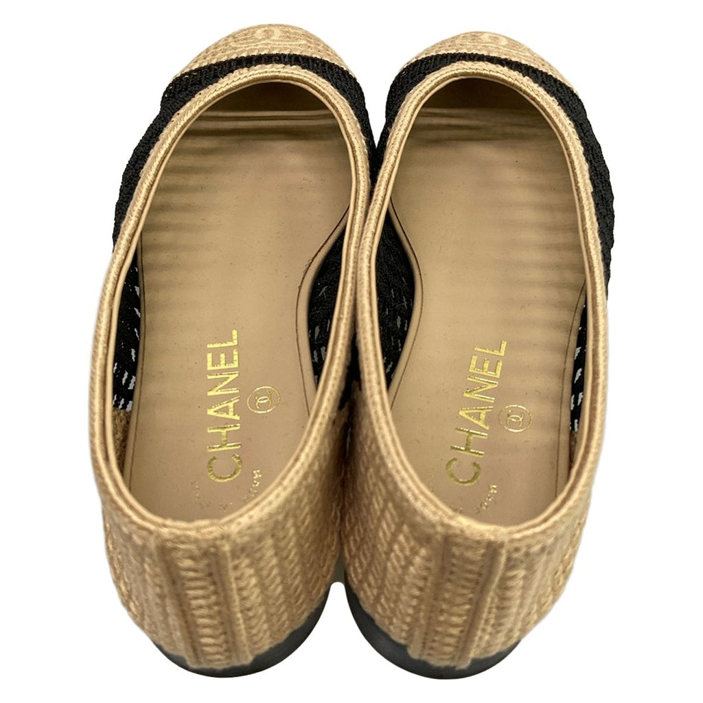 Chanel Flat Shoes 38 C Black Beige CC Logo — view 7