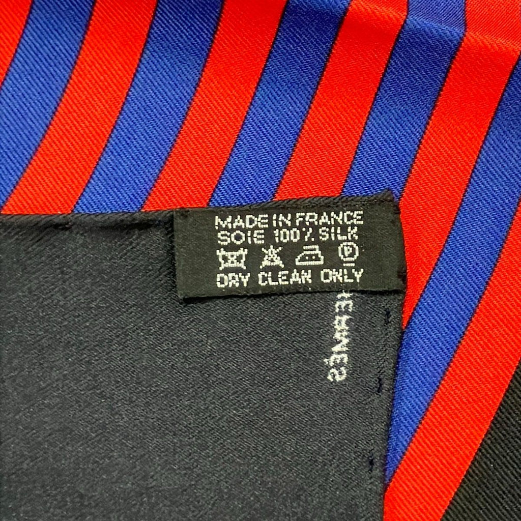 Hermes Scarf Carre 90 Black Blue Red Maillons de Joel Stein Maillon Geometric — view 3