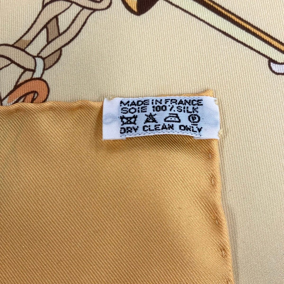 Hermes Scarf Carre 90 Yellow Multi le Timbalier Tipani Performer — view 3