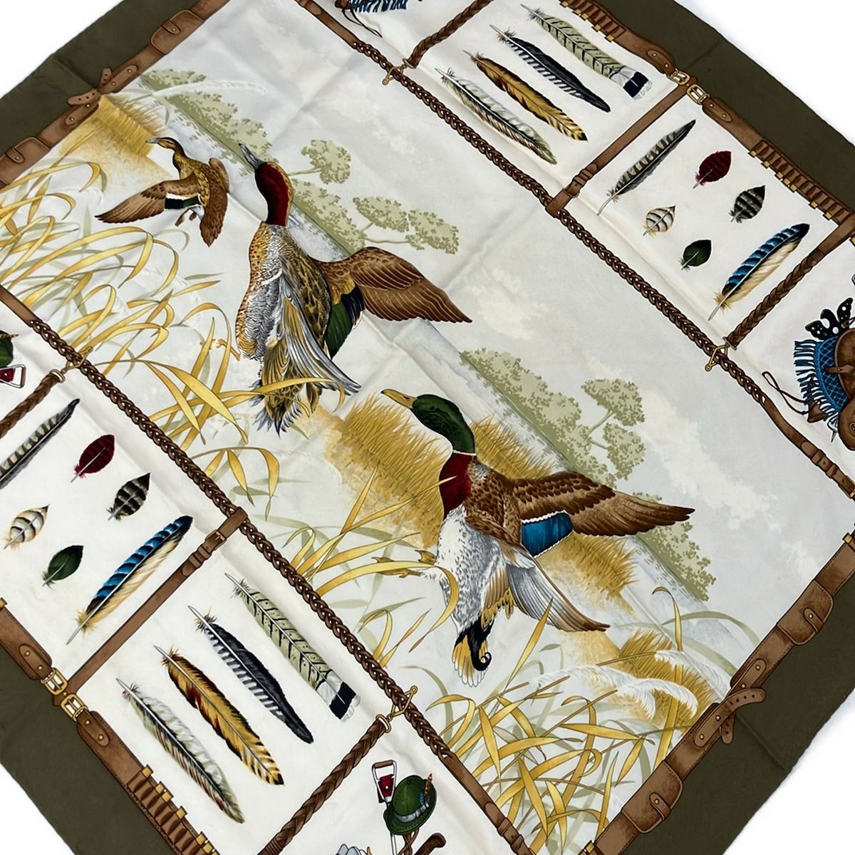 Gucci Scarf Khaki Ivory Multi Bird