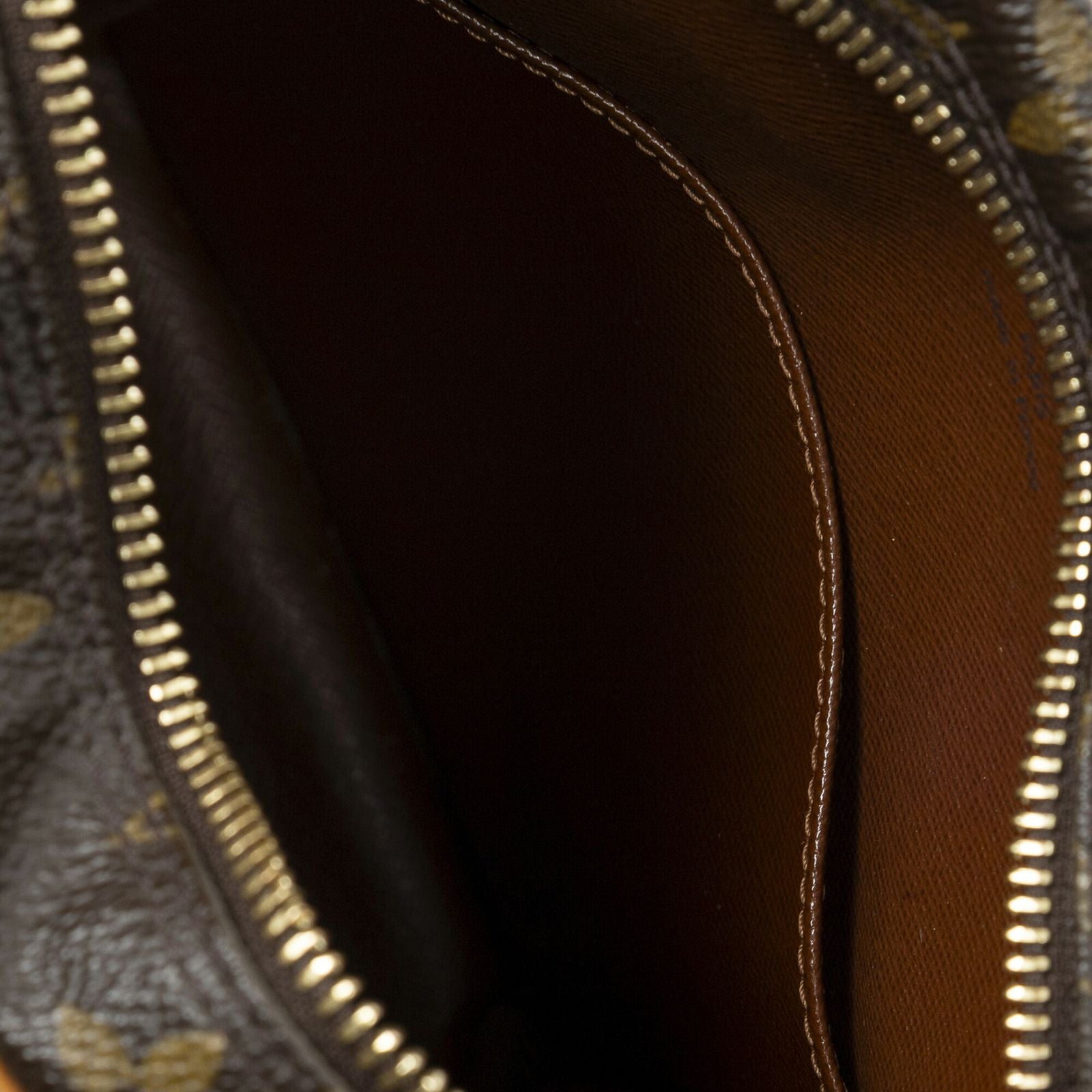 Louis Vuitton Amazon Brown Monogram Canvas Crossbody — view 9