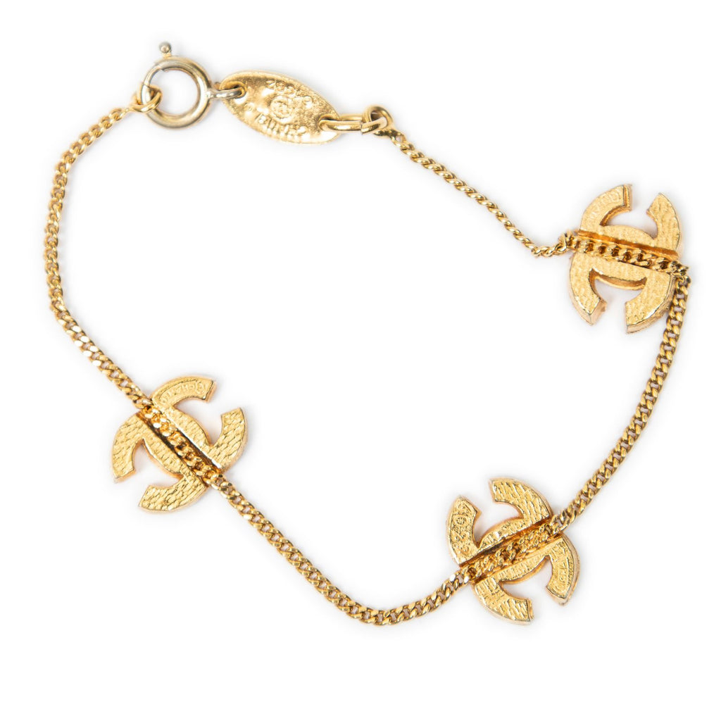Chanel CC Rhinestone Bracelet Gold Plated — view 2