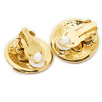 Chanel CC Shell Earring — view 2