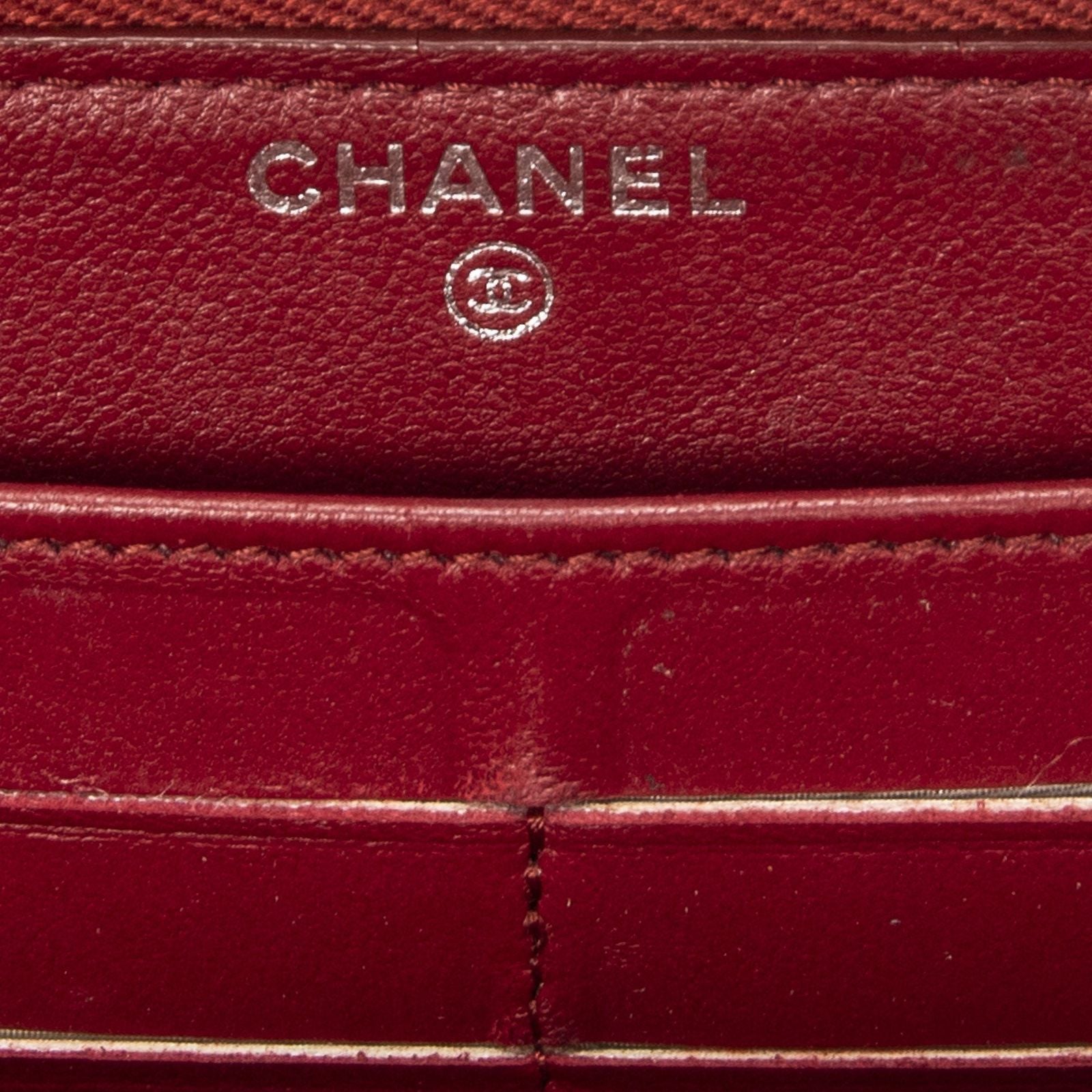 Chanel Timeless Zip Around Wallet Red Quilted Lambskin Leather — view 5