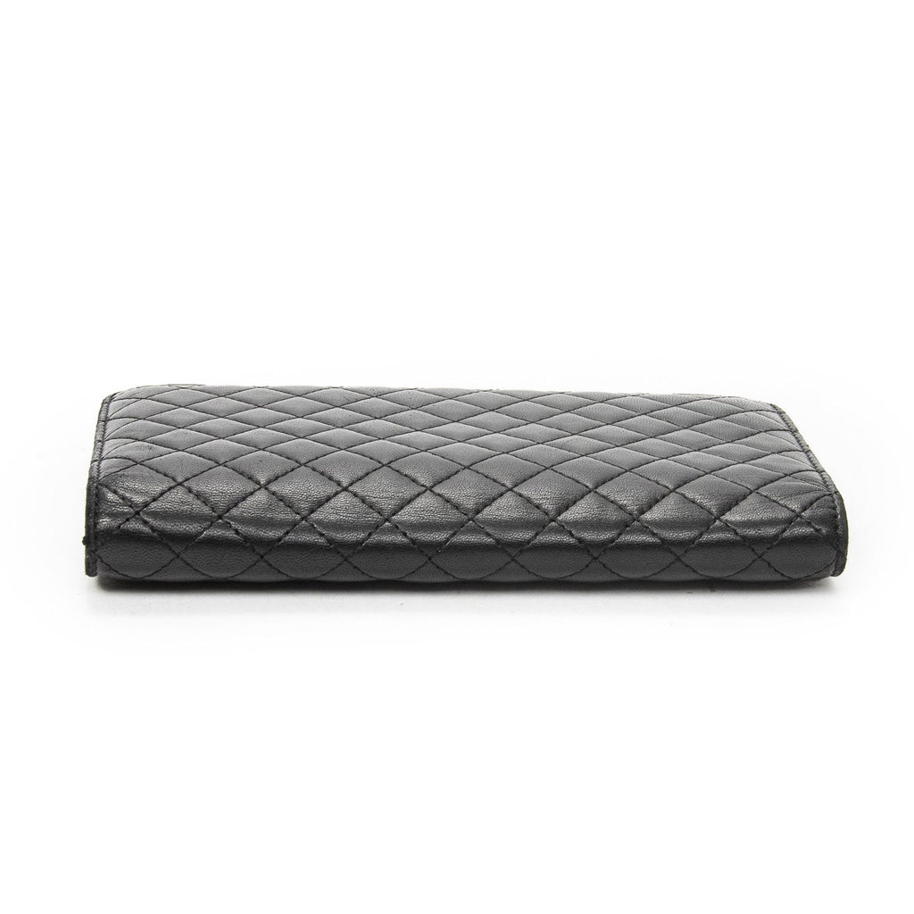 Chanel CC Vertical L Yen Wallet Black Light Pink Quilted Lambskin Leather — view 3