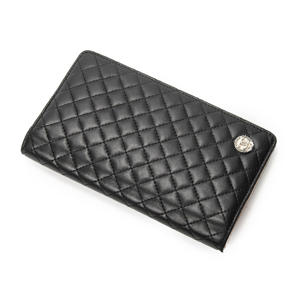 Chanel CC Vertical L Yen Wallet Black Light Pink Quilted Lambskin Leather