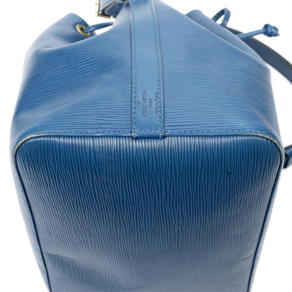 Louis Vuitton Noe Blue — view 8
