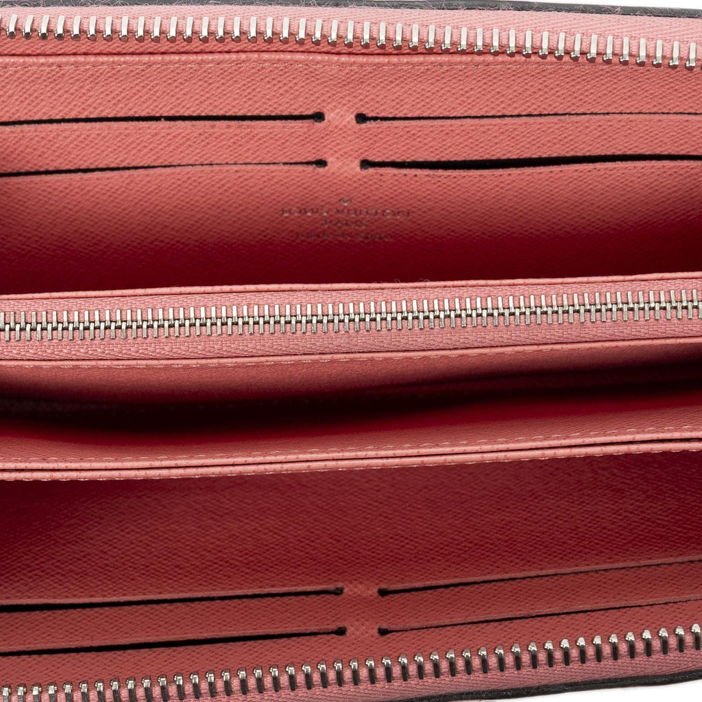 Louis Vuitton Zippy Wallet Coral — view 4