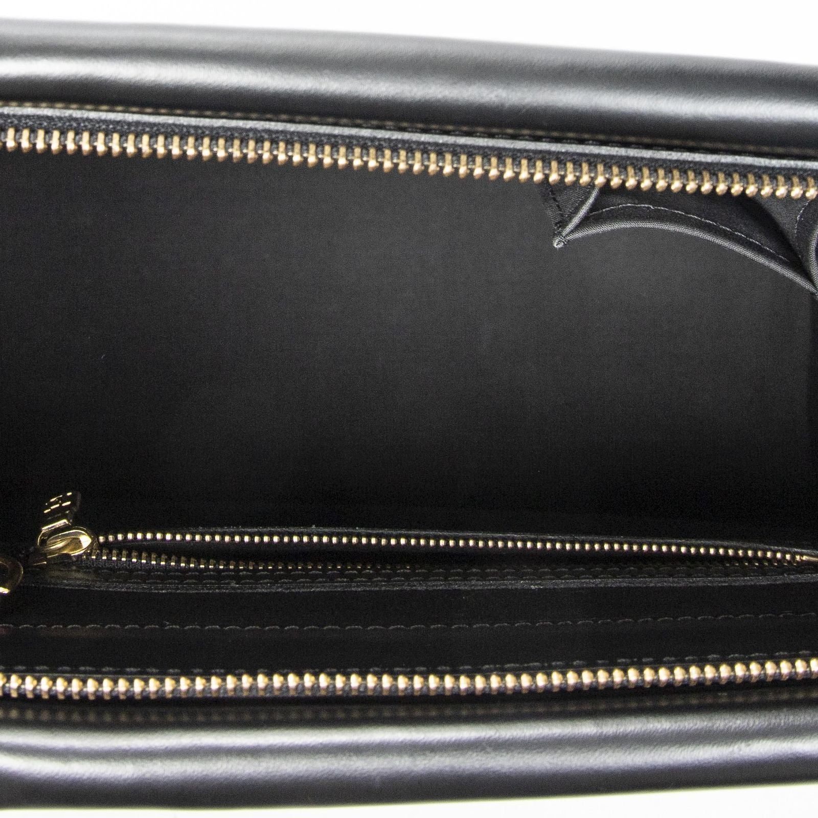 Louis Vuitton Figari Black — view 9