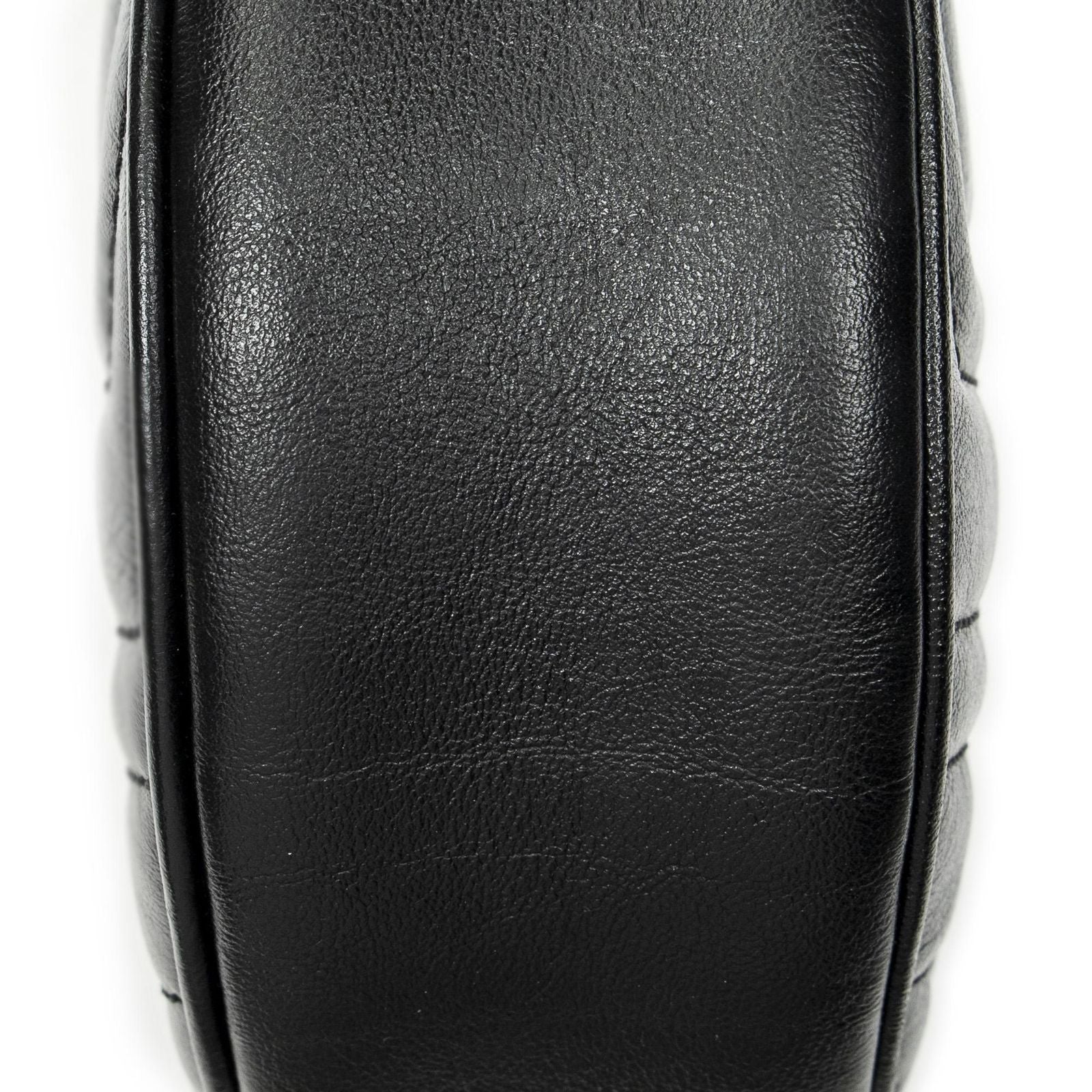 Gucci Small GG Marmont Chain Crossbody Black Matelasse Chez Blanc Leather — view 7
