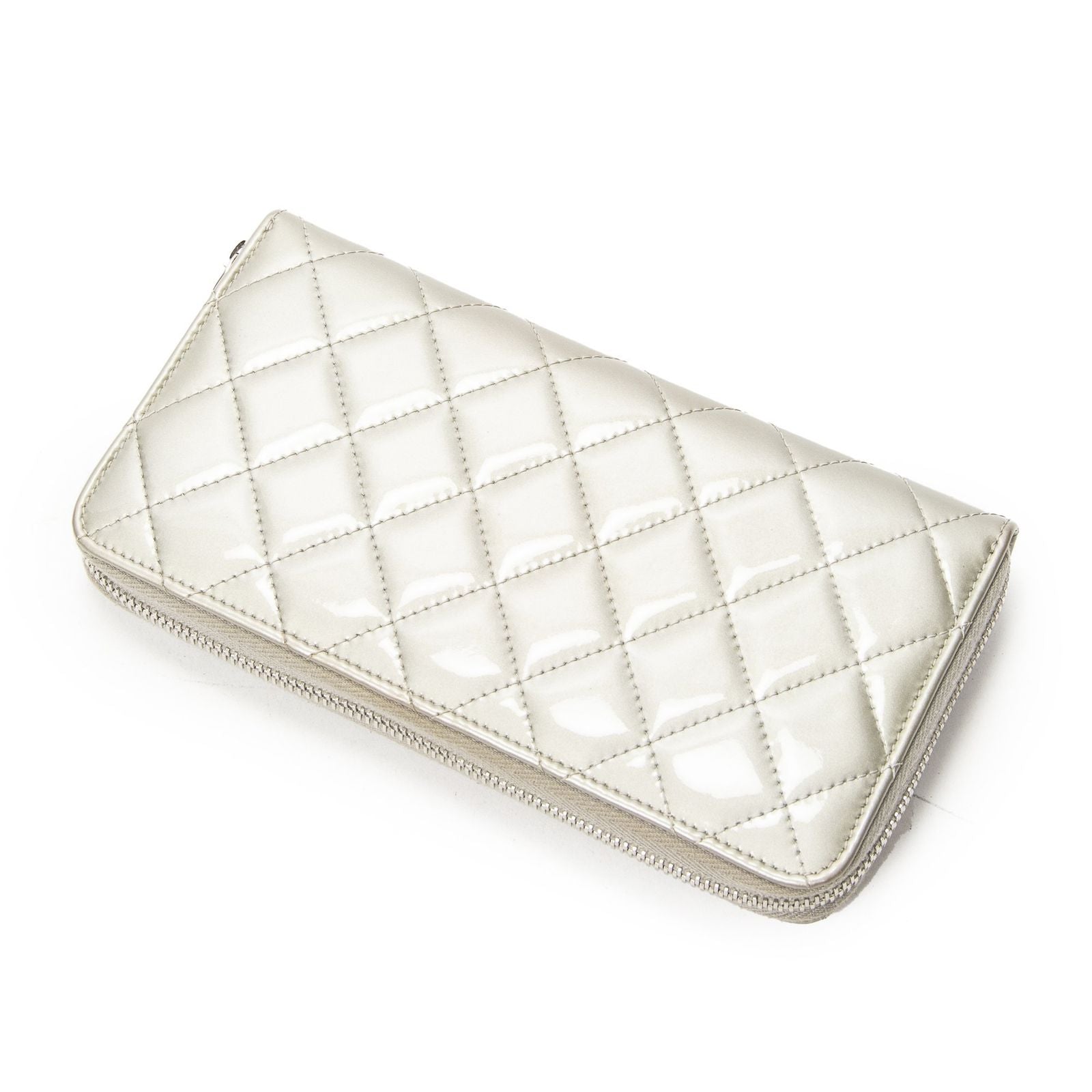 Chanel L-gusset Zip Wallet Gray Quilted Patent Leather — view 2