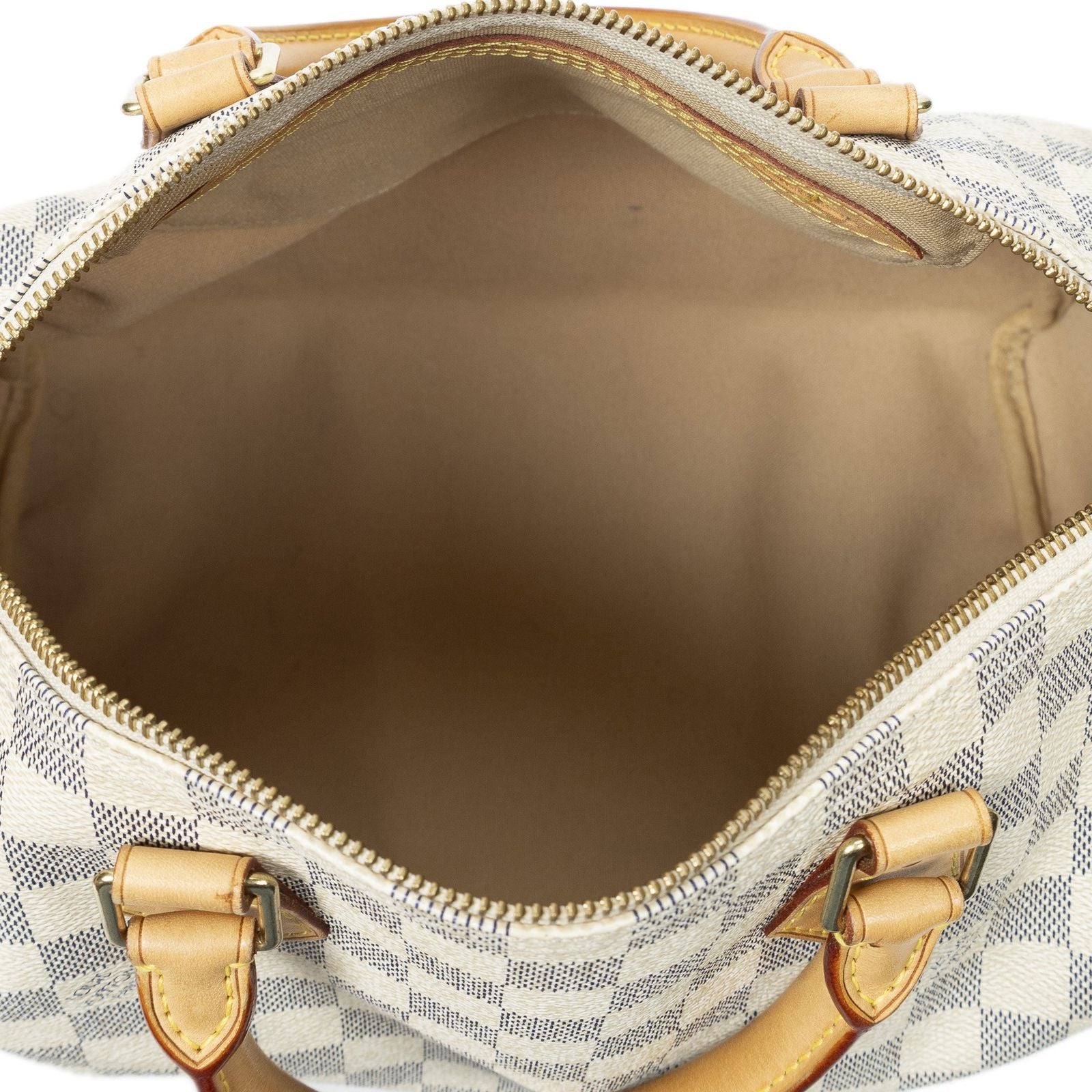 Louis Vuitton Speedy Ivory Damier Azur Handbag — view 9