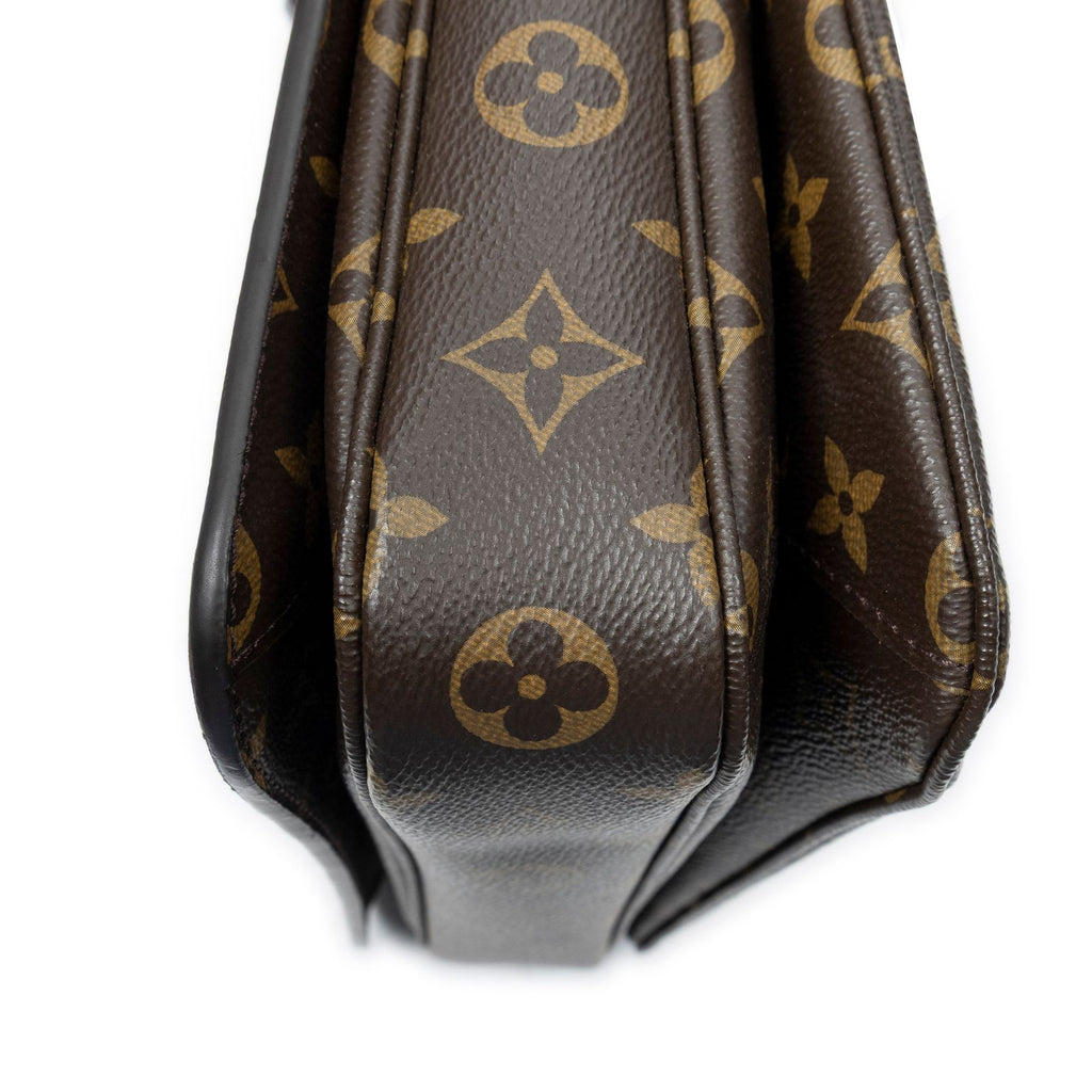 Louis Vuitton Pochette Metis Brown Monogram Canvas Handbag — view 8