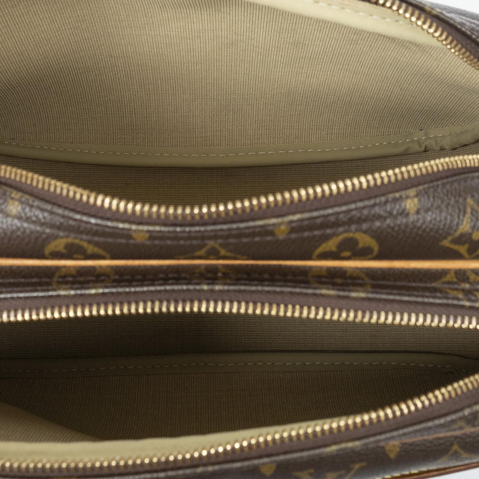 Louis Vuitton Reporter Brown Monogram Canvas Messenger — view 9