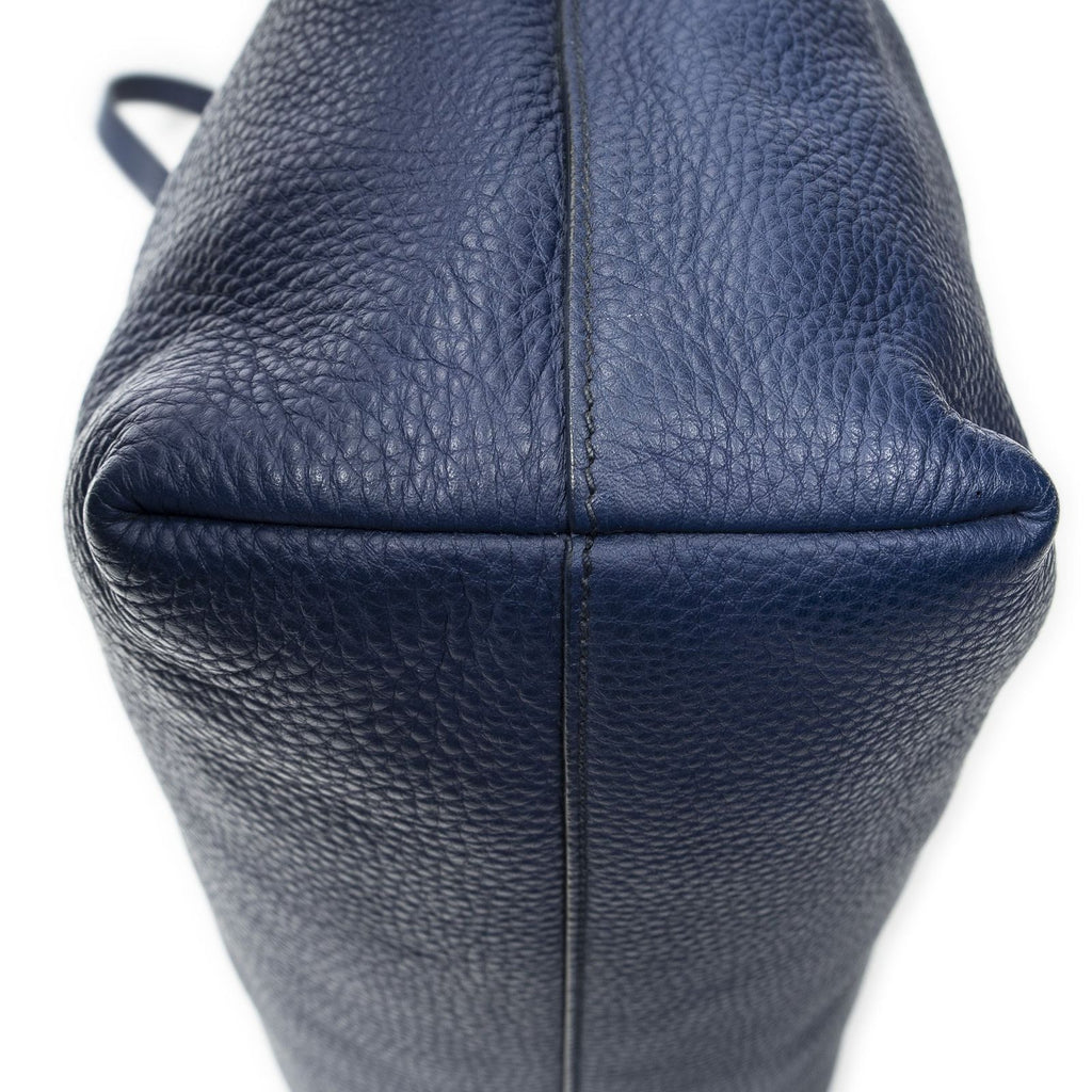 Prada 2-Way Tote Navy Vitello Daino — view 7
