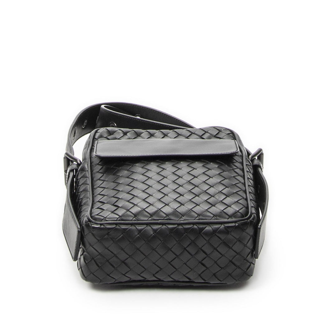 Bottega Veneta Front Pocket Crossbody Black Intrecciato Leather — view 6