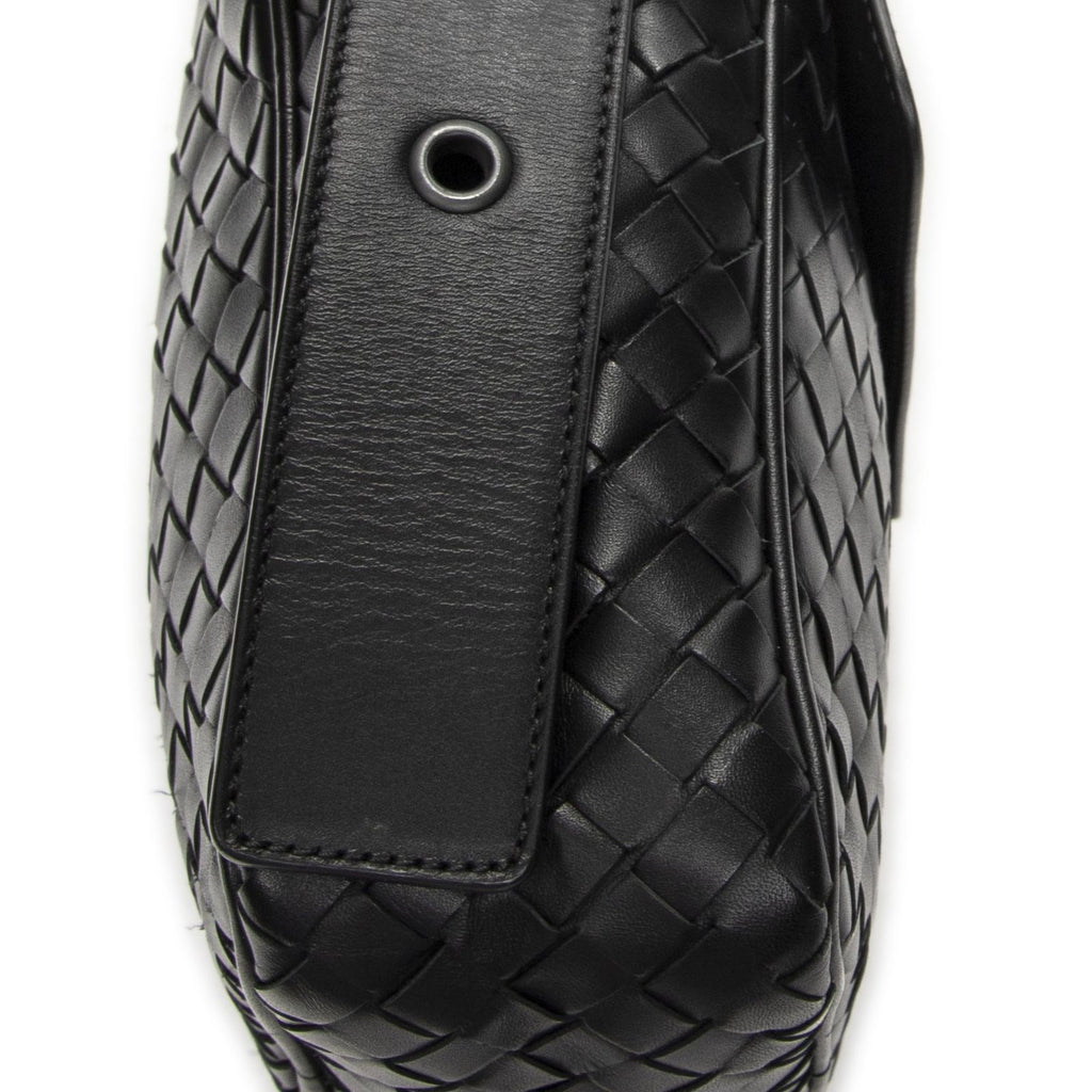 Bottega Veneta Front Pocket Crossbody Black Intrecciato Leather — view 7