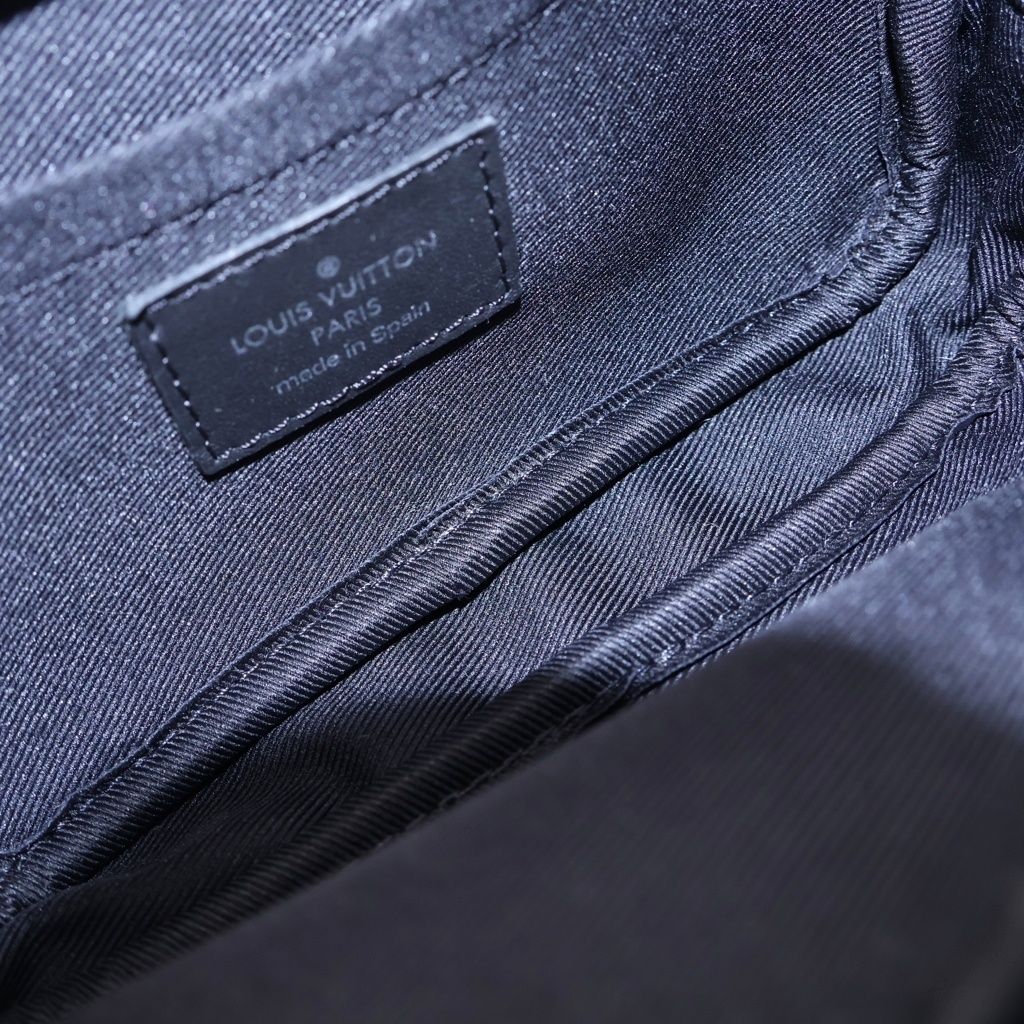Louis Vuitton Sun Tulle Signature Pocket Ceinture Waist Bag Navy — view 5