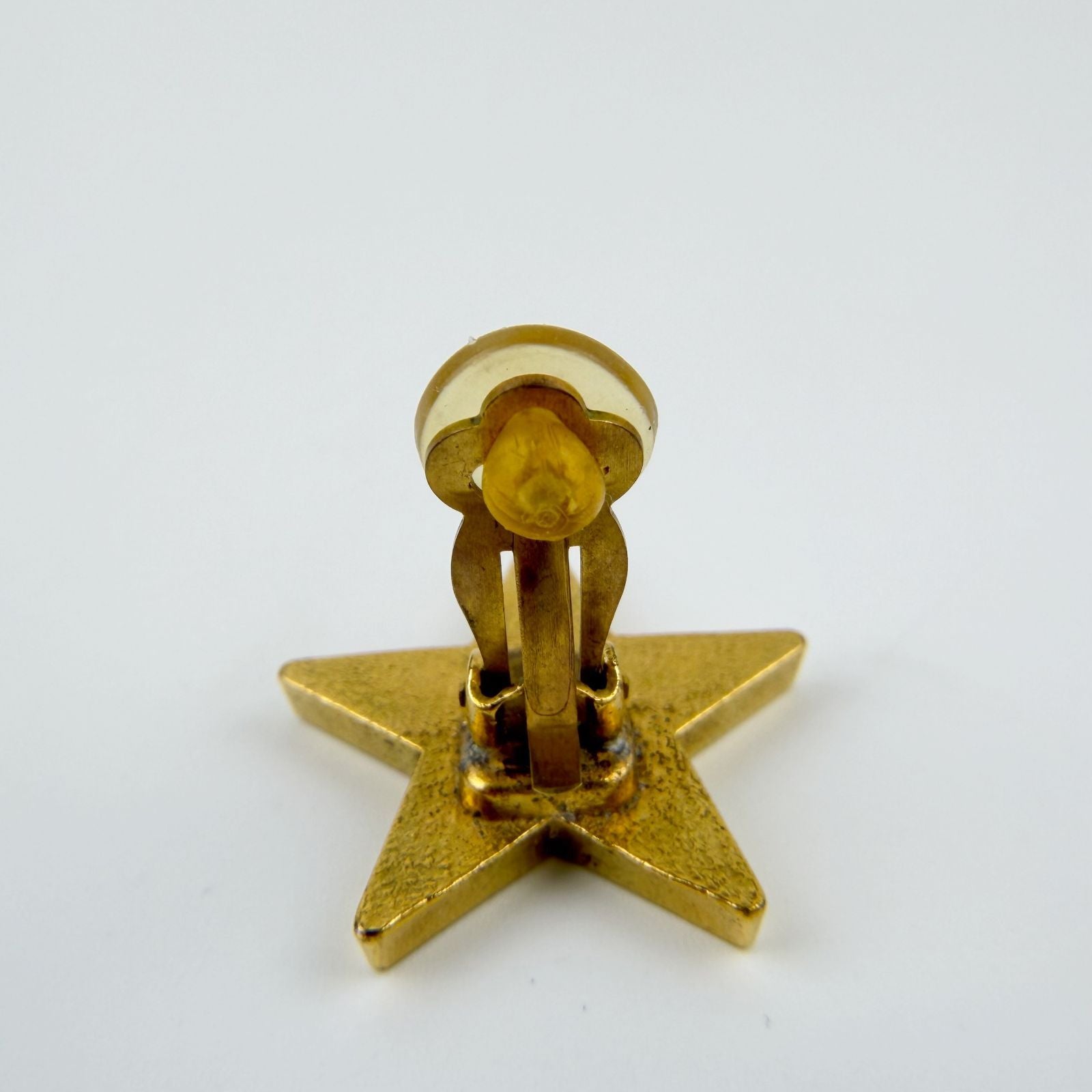 Chanel CC Logo Star Motif Single Earrings Plated Gold Vintage — view 9