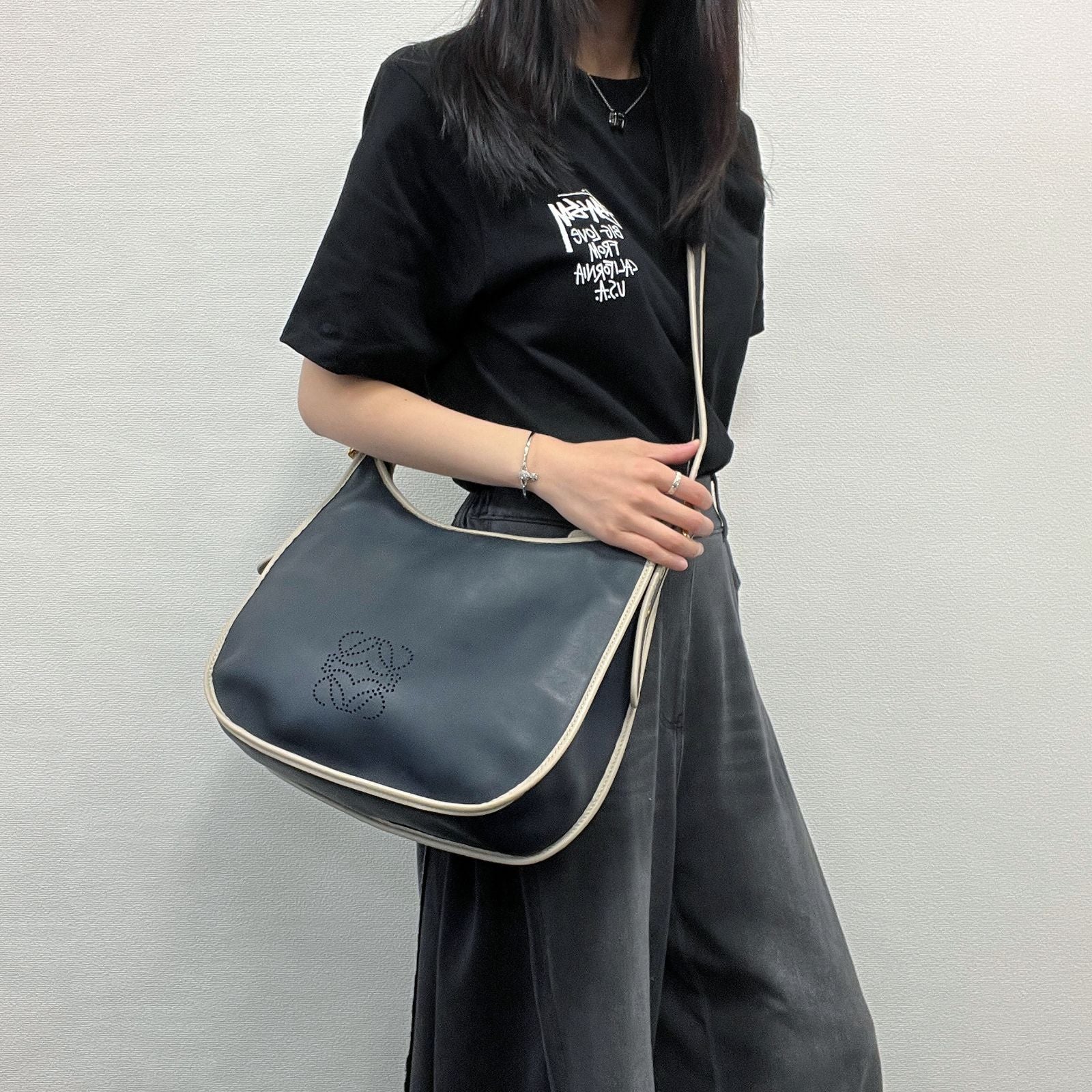 Loewe Anagram Leather Shoulder Bag Navy Beige Vintage