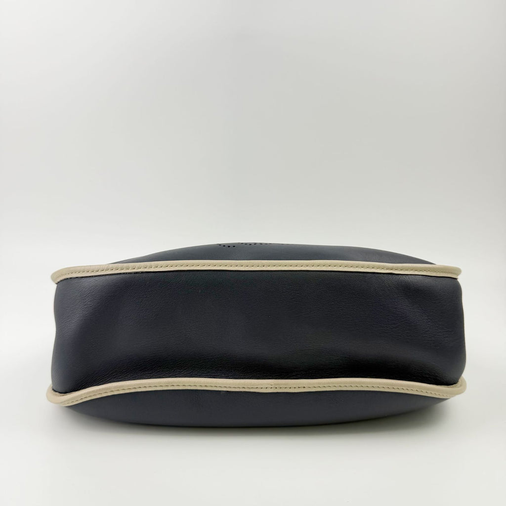 Loewe Anagram Leather Shoulder Bag Navy Beige Vintage — view 7