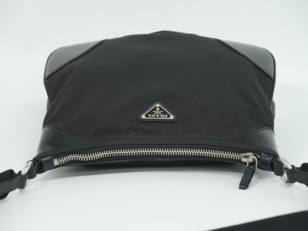 Prada Nylon Shoulder Bag Pochette Black — view 5