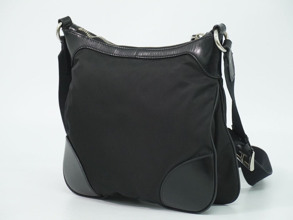 Prada Nylon Shoulder Bag Pochette Black — view 2