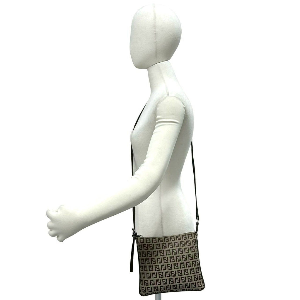 Fendi Zucchino FF Pattern Canvas Leather Shoulder Bag Crossbody Pochette Brown — view 2