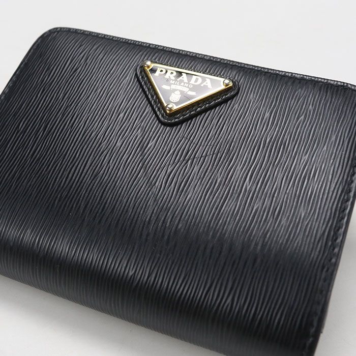 Prada Triangle Leather Wallet Vitello Move Bifold — view 6