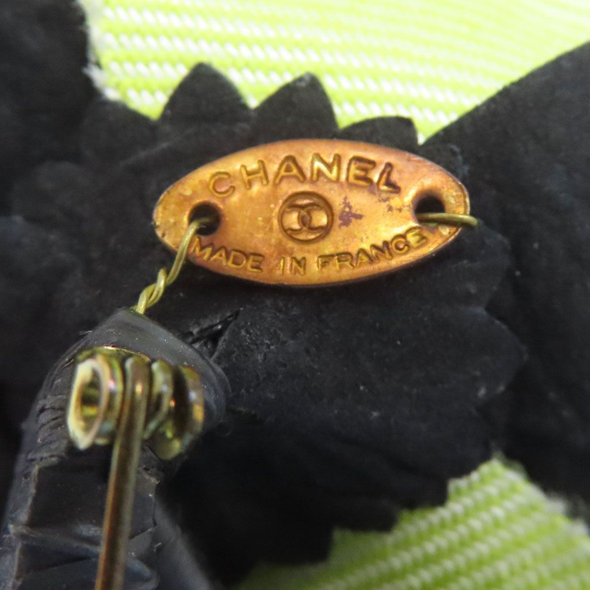 Chanel Camellia Brooch Leather — view 4