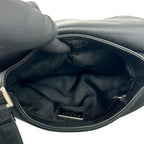 Prada Logo Leather Shoulder Bag Crossbody Pochette Black — view 9